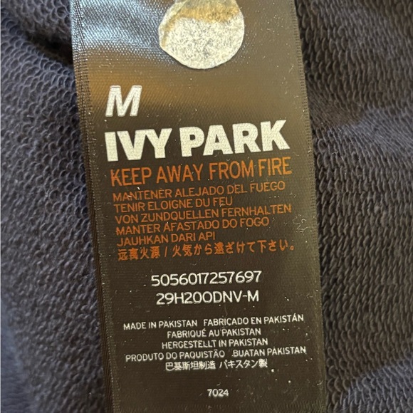 Ivy Park x Adidas Black Pullover Hoodie Medium Logo Sweatshirt - Picture 12 of 13